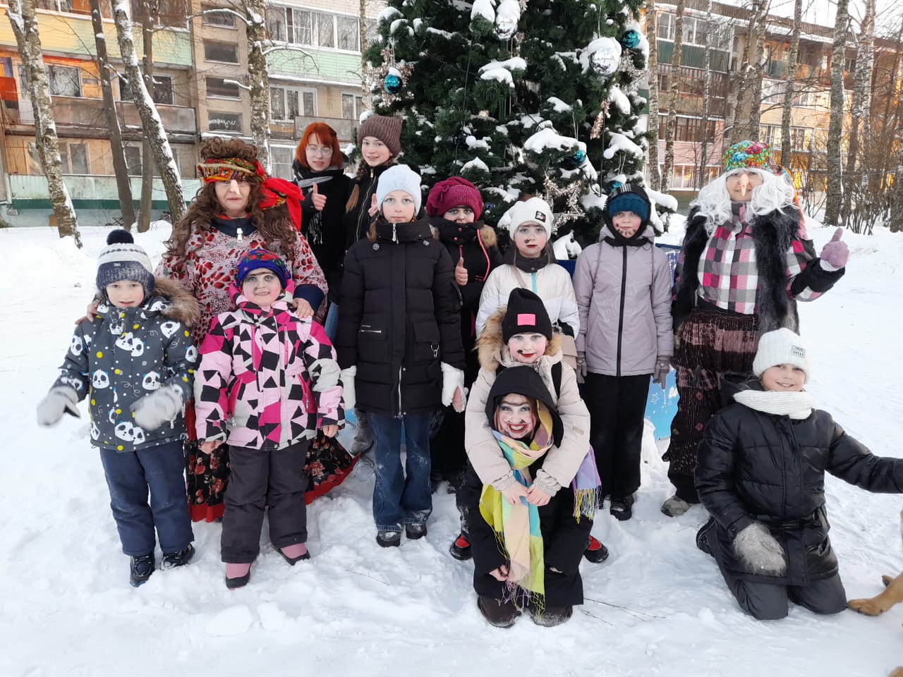 «Гуляют ребятки в зимние святки»